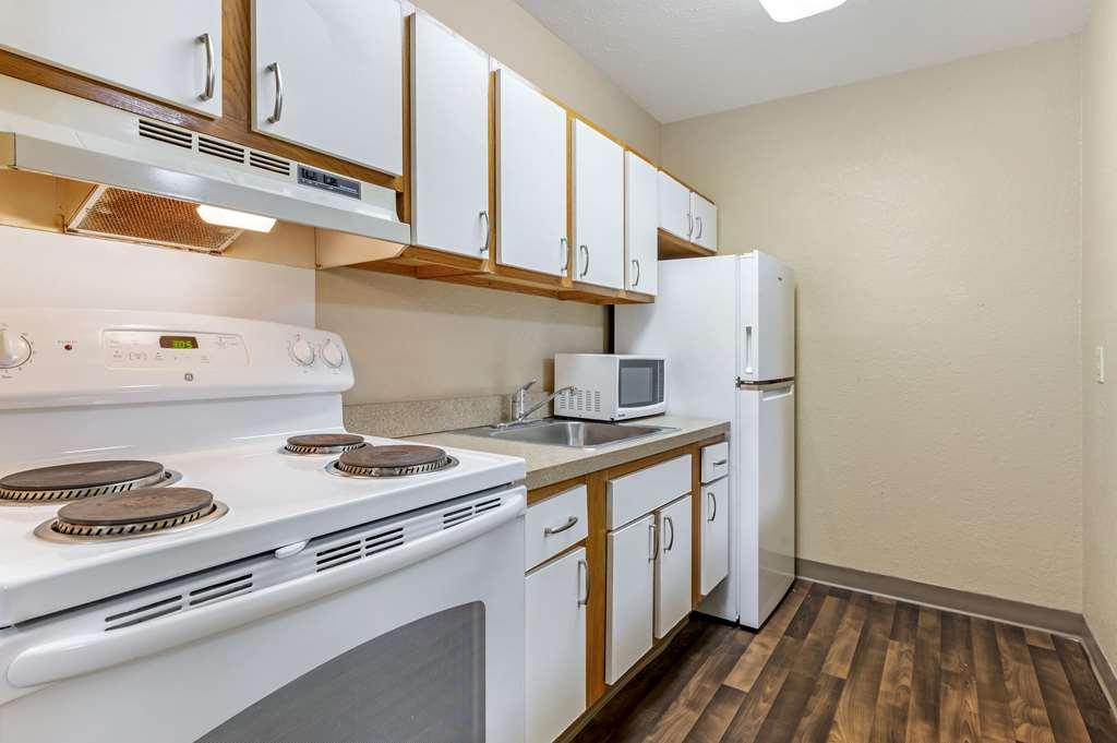 Suburban Studios Louisville East Kamer foto
