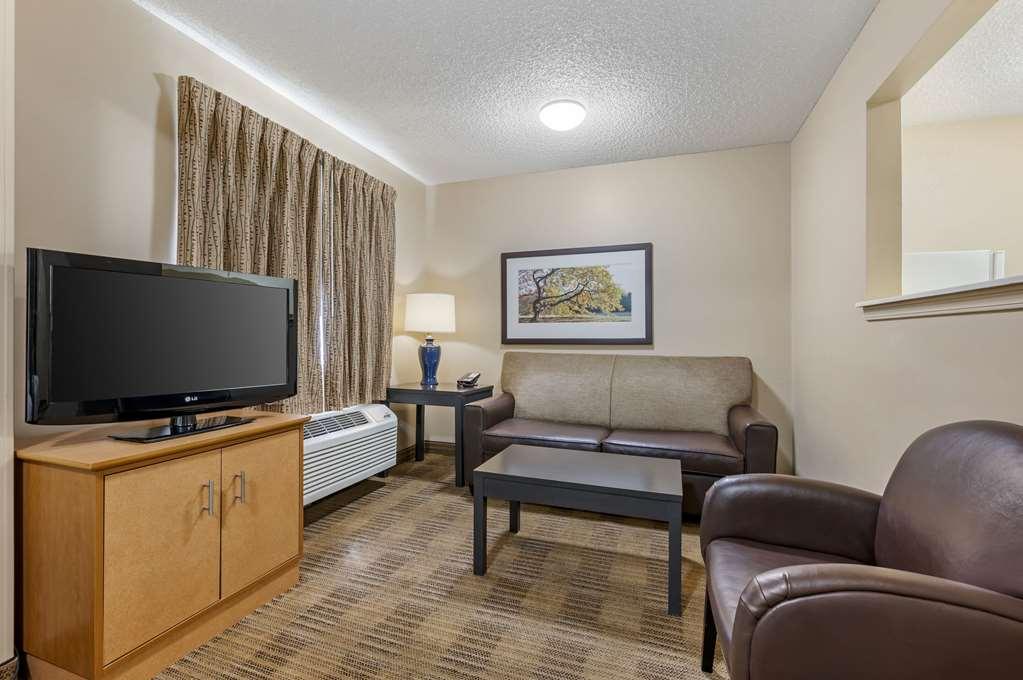 Suburban Studios Louisville East Kamer foto